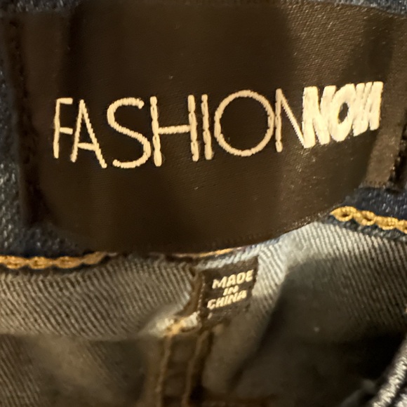 Fashion Nova Medium Dark Blue flare Leg Jeans - Picture 3 of 4